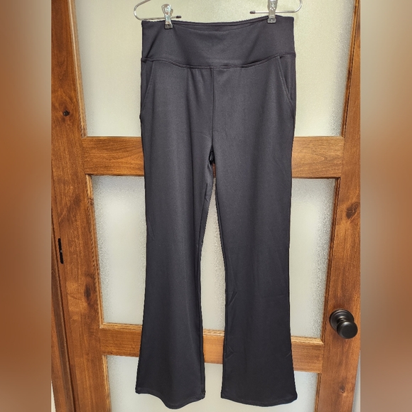 NWT HISKYWIN Black Boot Cut Pants with Flare - Picture 1 of 7